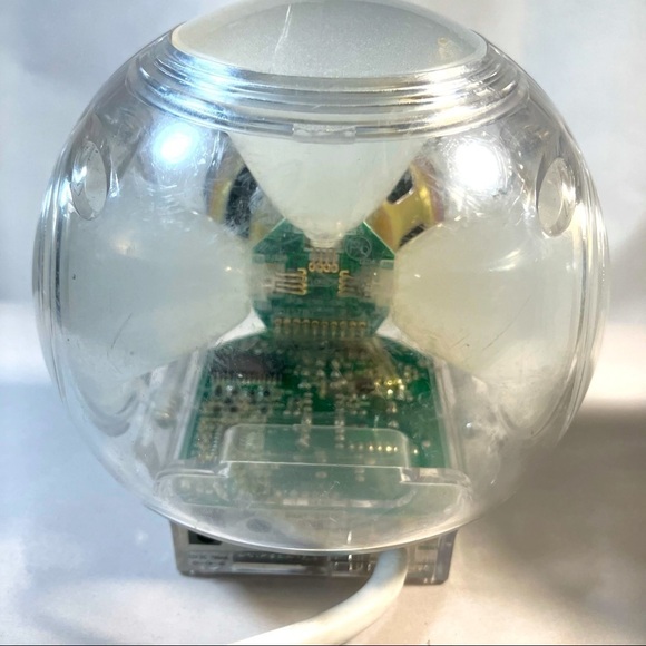 Speakers Lite Waves Color Changing. See Video Clip - Picture 8 of 13